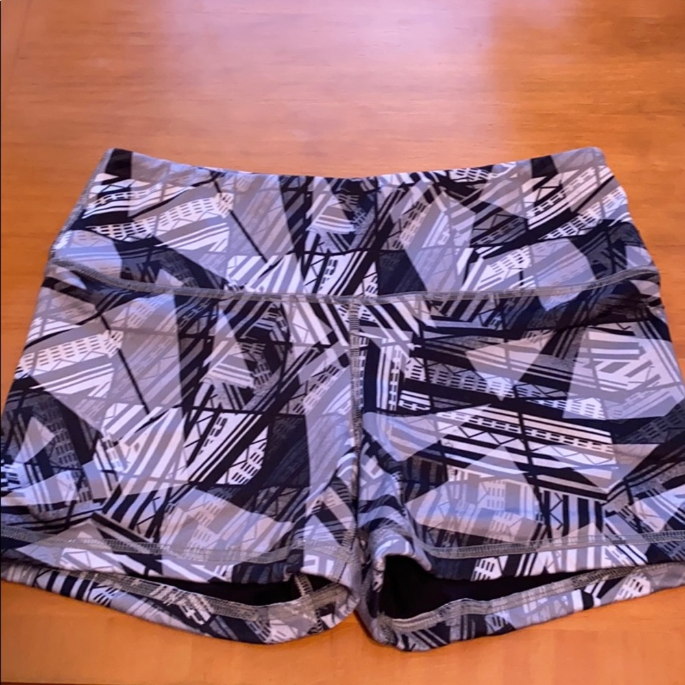 Fleo shorts